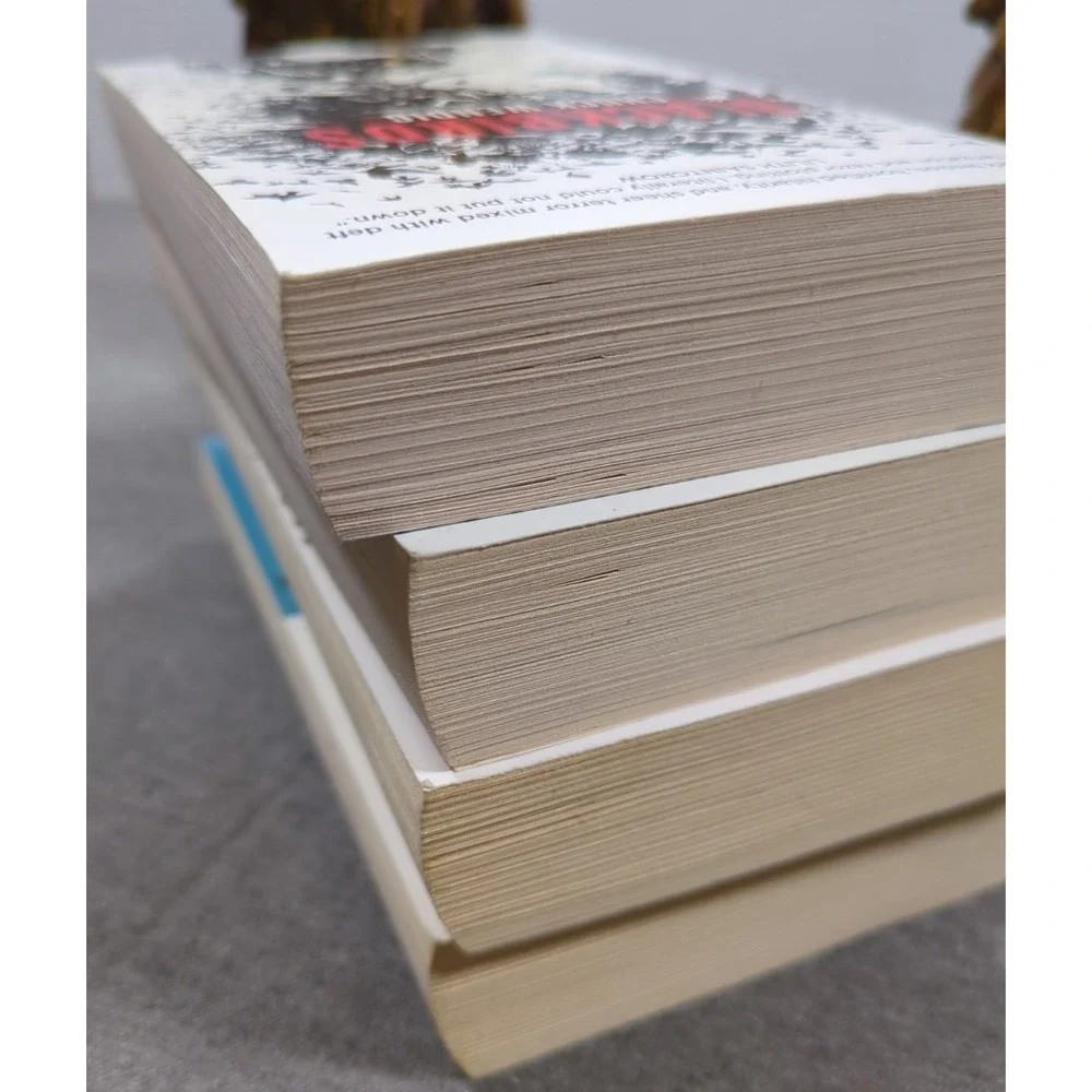 Chuck Wendig Blackbirds Mockingbird The Cormorant The Blue Blazes‎ Miriam Mookie